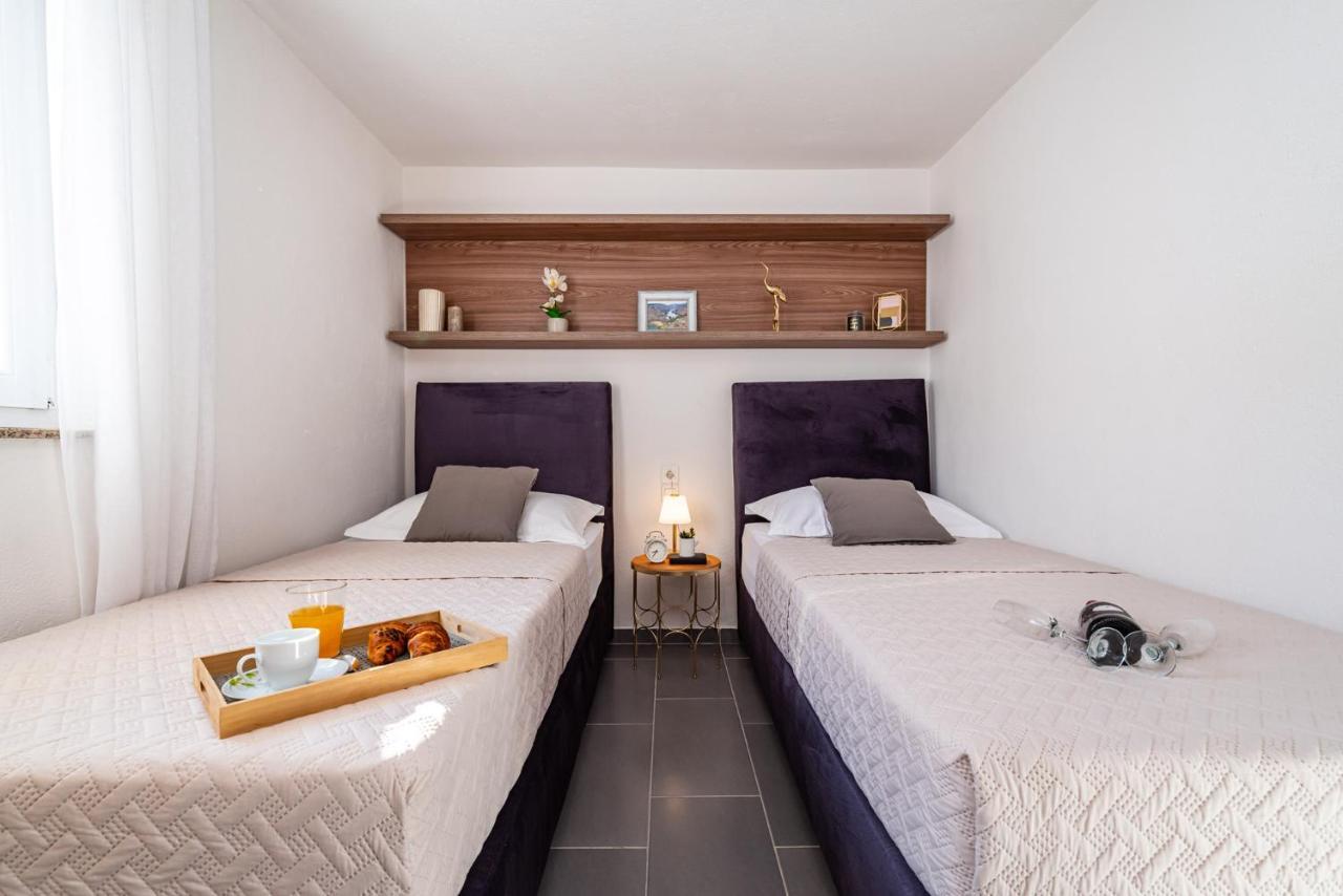 Maia Lena Apartment Jasenice  Luaran gambar